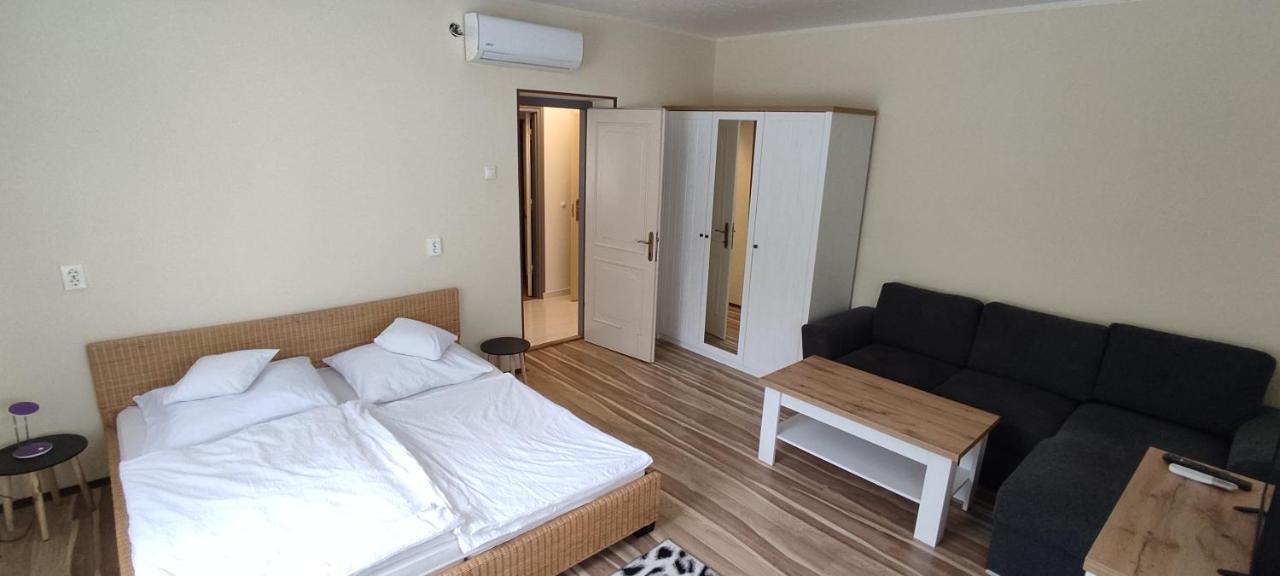 Lila Fuege Apartman Balatonfüred Exterior foto